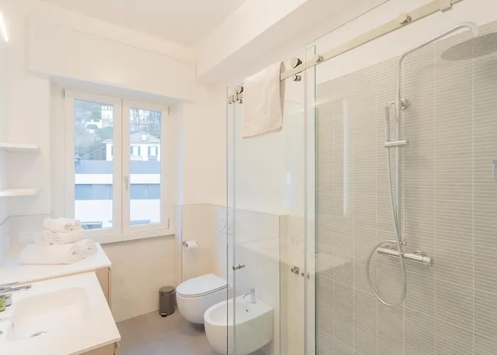 White View By Rent * Como