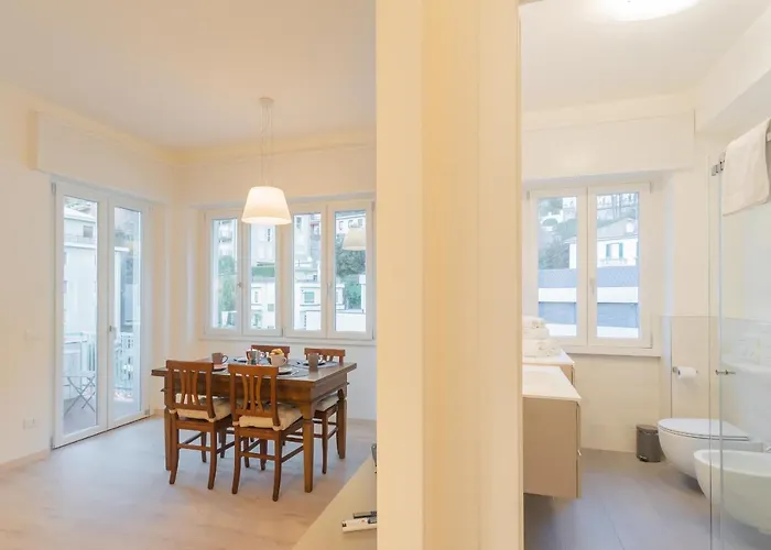 Apartament White View Como