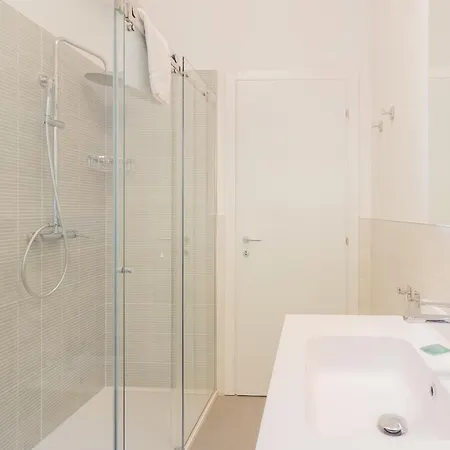 Apartment White View By Rent Como