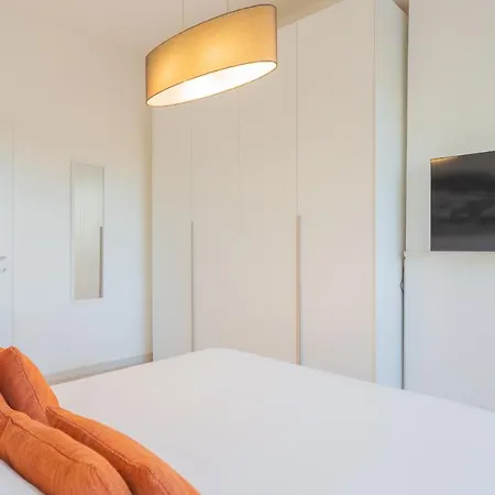 White View By Rent Apartamento